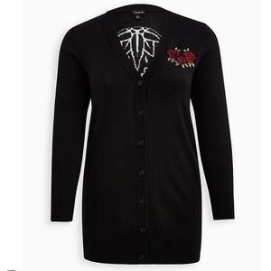 Torrid Cardigan Boyfriend Skull Embroidered Roses Black Lightweight